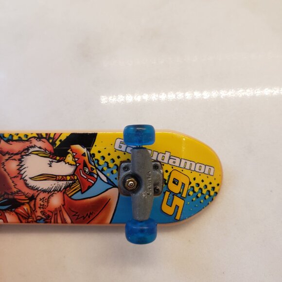 Digimon Digital Monsters Finger Skateboard Skateboarding, Garudamon #65 - Picture 4 of 5